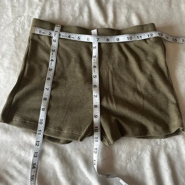 NEW Amable Women's Olive Green Set Medium - Image 6
