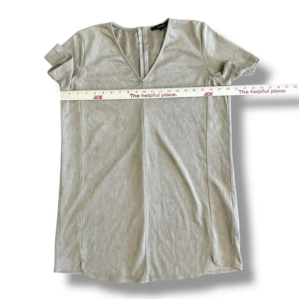 Oliveaceous Faux Suede Shift Dress M Taupe Beige V-Neck Short Sleeve‎ - Image 3