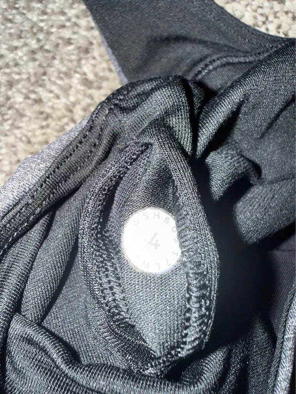 Lululemon Invigorate Bra Heathered Black Grey Mesh Back - Image 4