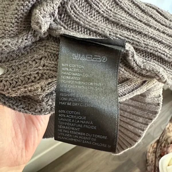 Urban Outfitters Cardigan - Image 7