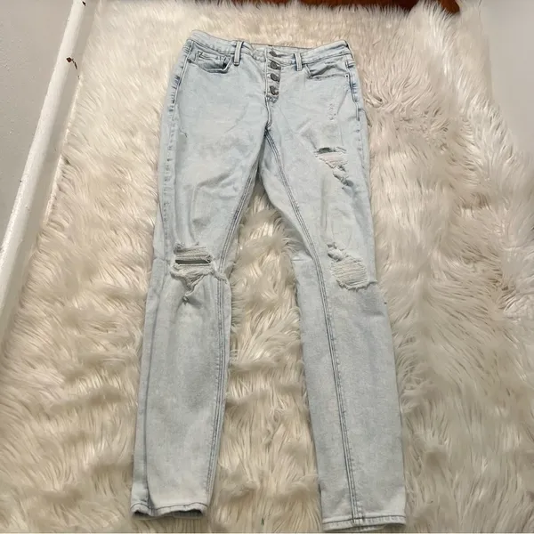 Old Navy Women's Size 6 Rockstar Super Skinny‎ High Rise Jean Light Maui Destroy - Image 2