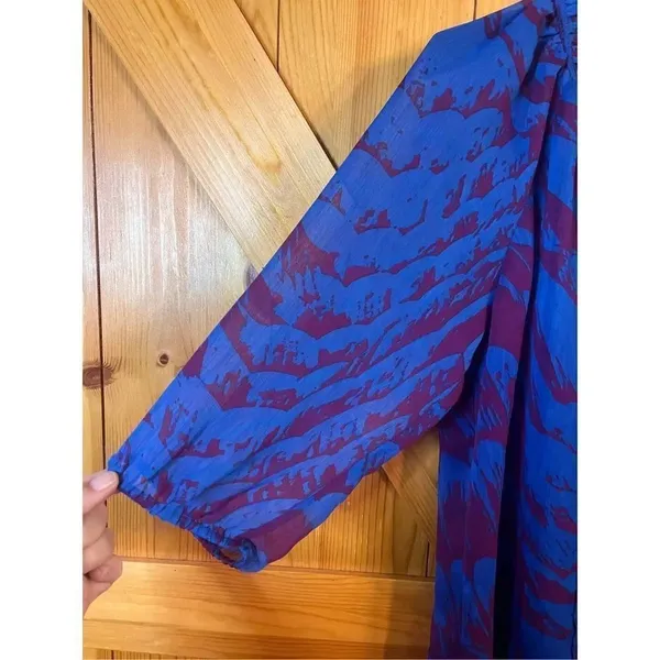 Express Purple Blue Printed Cocktail Evening Career Blouse Top SZ large (1962) - Image 2
