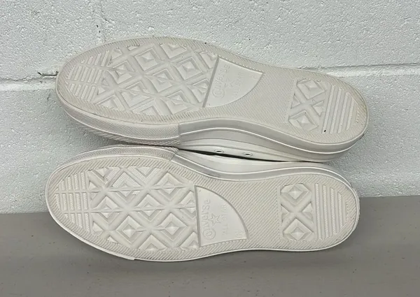Converse sz8.5 all white CT ox lift platform sneaker 564429c solid shoe - Image 5