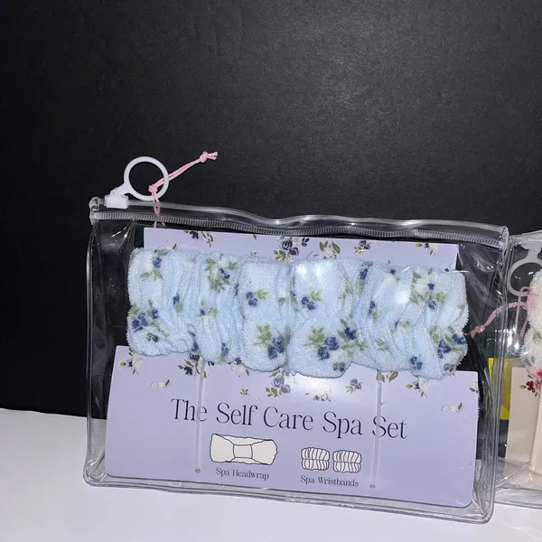 wild fable Floral Spa Headwrap Set - Blue & Cream Floral - Image 4