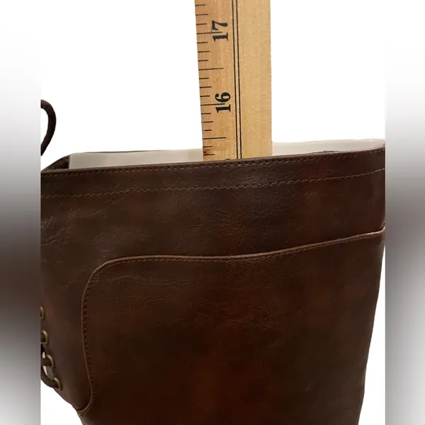 SODA Brown Knee High Faux Leather Rear Lacing Boots NIB - Size 6 - Image 12