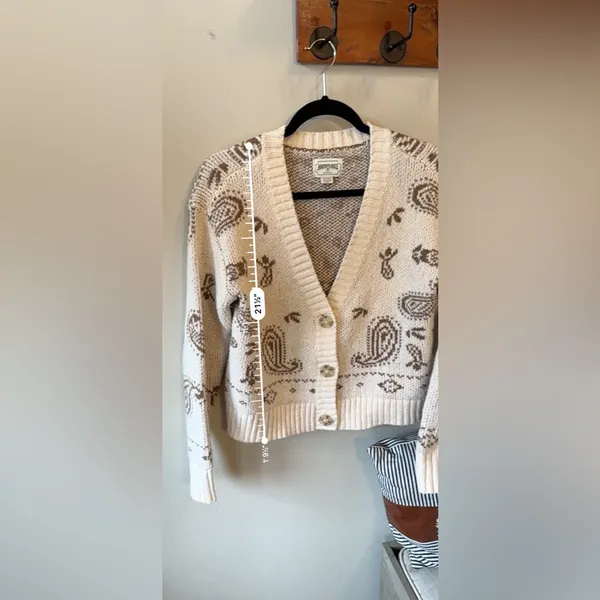 American Eagle Women's Cream and Brown Cardigan Size XS - Image 9