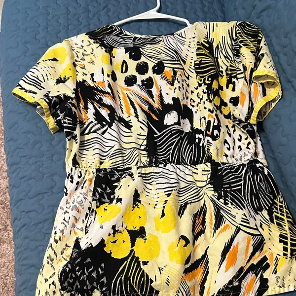 Vibrant Yellow, Orange , white and Black Women's scrub Top Sz L by Dickies - Image 4