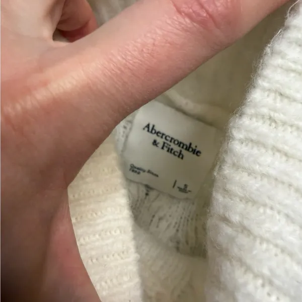 🤍 Abercrombie &‎ Fitch Cable Knit Turtleneck Sweater White Ivory Small 🤍 - Image 4