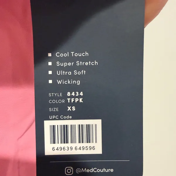 Med Couture Peaches Women's 2 Pocket Stretch V-neck Scrub Top Size XS Pink NWT - Image 3