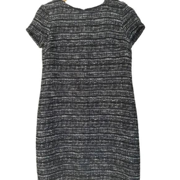 Banana Republic Black and White Textured Mini Dress - Image 2