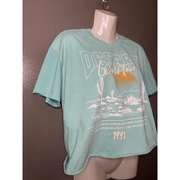 Social Culture Shirt Womens XL Blue Desert World Tour 1991 Graphic Cropped Tee - Image 2