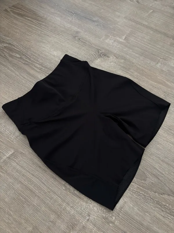 Lululemon Base Pace High-Rise Shorts 6" - Image 3