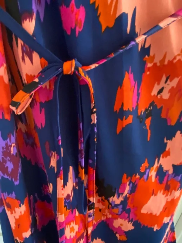 Pretty Garden Short Sleeve V-Neck Wrap MIDI Dress Ruffles Women’s Sz Medium NWOT - Image 7