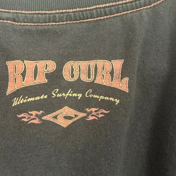 Rip Curl Ultimate Surf Relaxed Graphic T-Shirt size S - Image 3