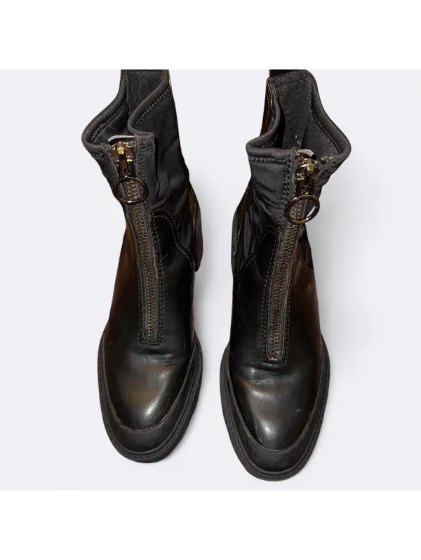 Zara black side-gore ankle boots with a track sole - Image 2