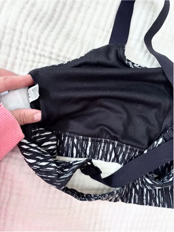 Women's Under Armour Sports Bra XL Black White Crossback Adjustable Straps - Image 8