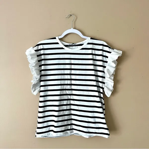 ZARA | Black White Striped Ruffle Sleeve Boxy Tee Sz M - Image 2