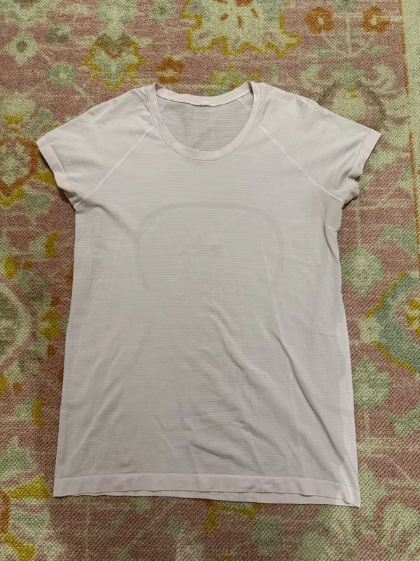 Lululemon Swiftly Tech Short Sleeve Shirt - Image 2