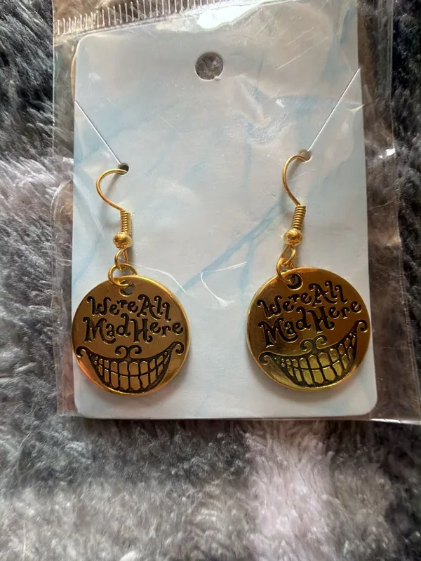 Alice in Wonderland Cheshire Cat 'We're All Mad Here' Dangle Earrings - Gold and - Image 2