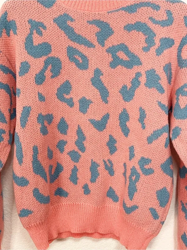 Coral Pink Blue Leopard Print Knit Crewneck Pullover Statement Sweater Size L - Image 3