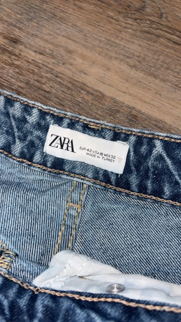Women’s Zara jeans  - Image 3