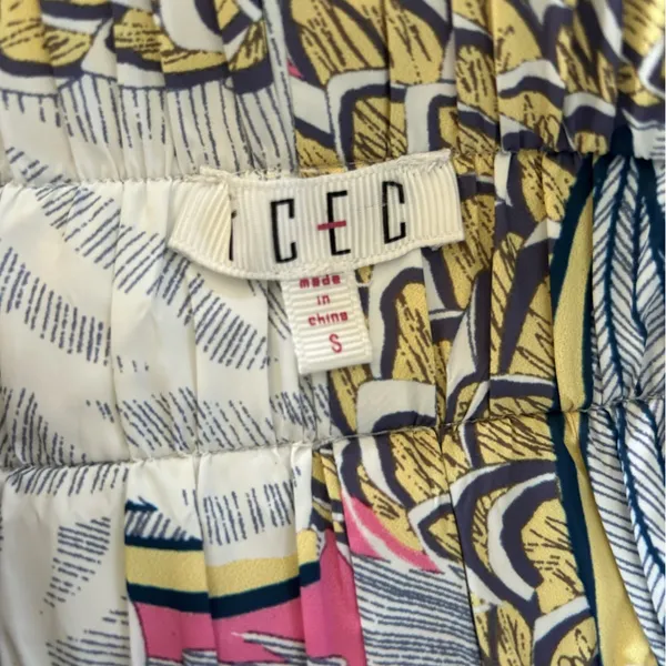 TCEC High Waist Pink and White Shorts with Artistic Flair - Image 2