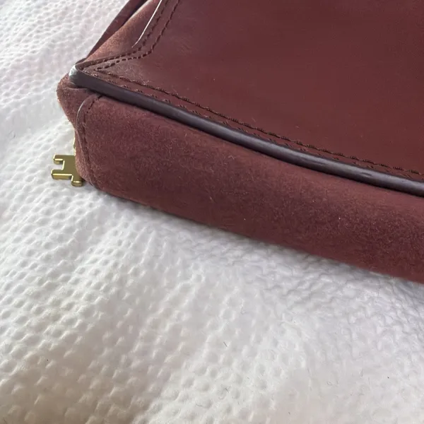 Fossil Emma Burgundy Leather/suede Crossbody Bag Purse - Image 2