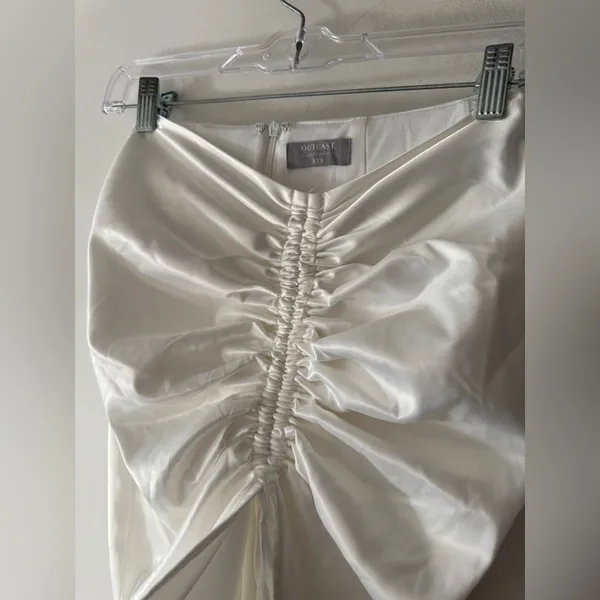 Outcast Ivory White Satin Cinched Draped Skirt Adjustable‎ - Image 3