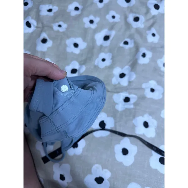 Lululemon light blue sports bra - Image 3