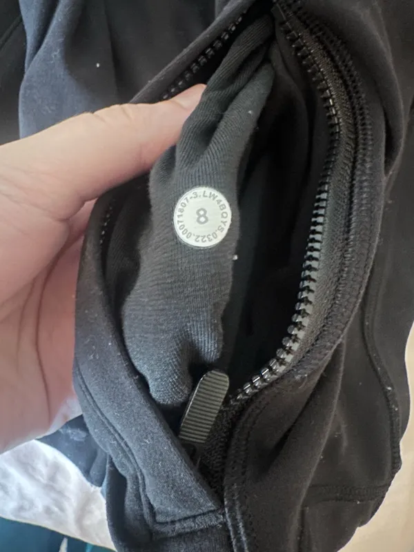 Lululemon define jacket black hooded size 8  - Image 3