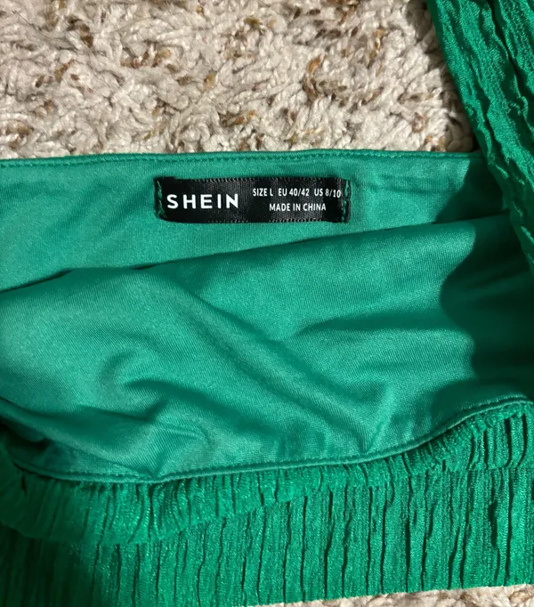 SheIn Green satin pant set - Image 3
