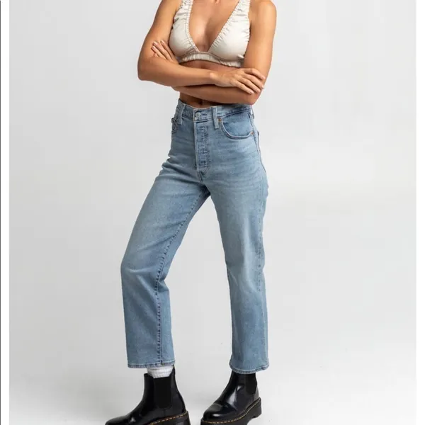 LEVI'S Worn To Ride Ribcage Straight Jeans in Light Blast‎ Size 30 - Image 10