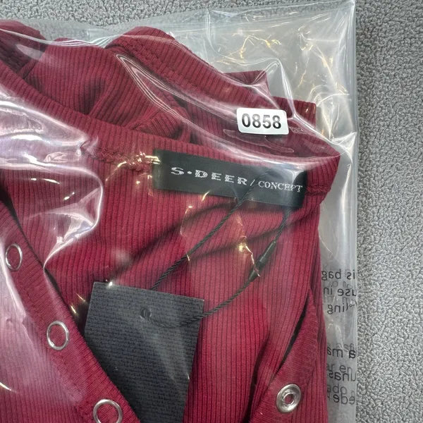 NWT S.DEER Ribbed Top Womens L Red Long Sleeve Henley Top Snap Button V Neck - Image 9