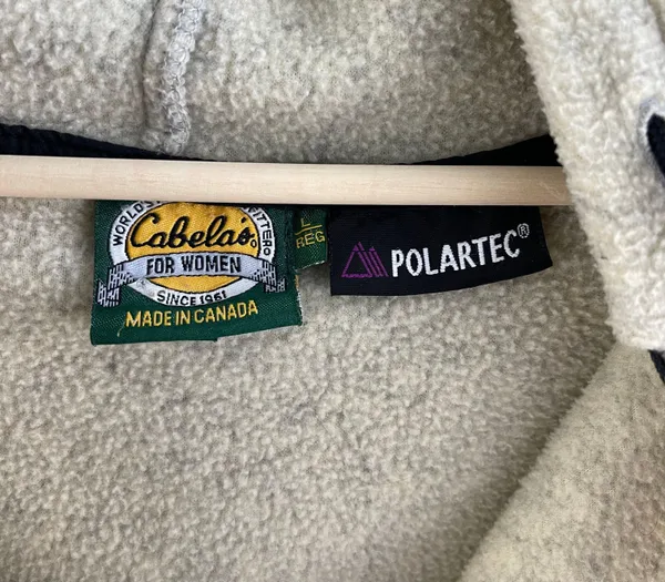 CABELA’S Vintage 90s Womens Beige Hooded Zip Up Canada Polartec Fleece Jacket - Image 7
