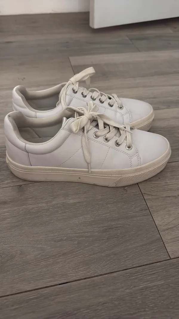 J/Slides NYC Sneakers - Image 5
