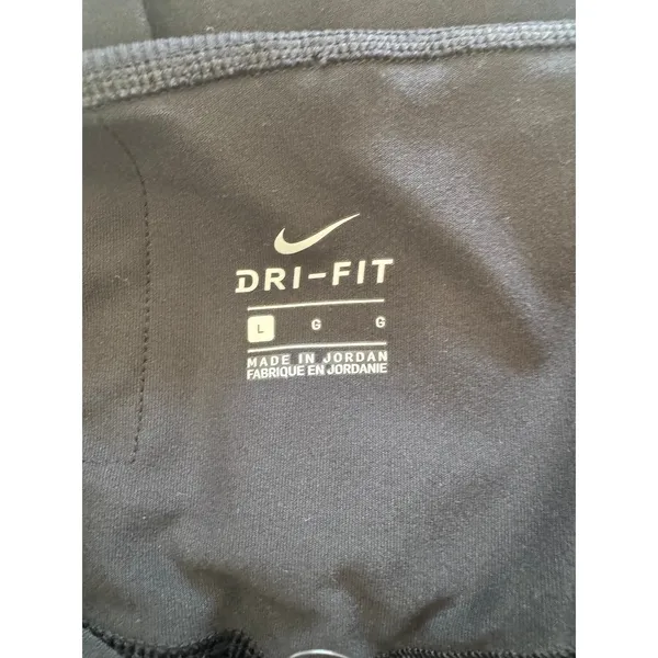 Nike capri leggings size medium‎ - Image 4