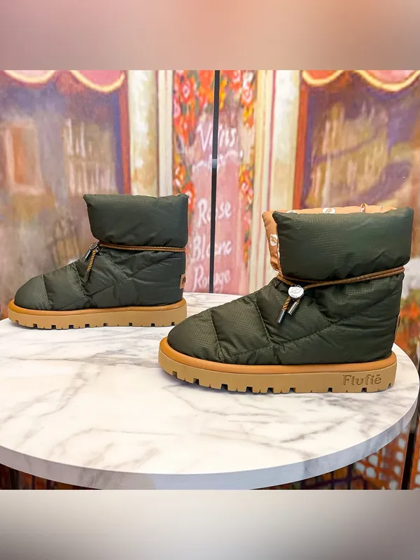 Flufie Classic Down Pillow Boot Khaki 38 EUC Green Size 7 - Image 4