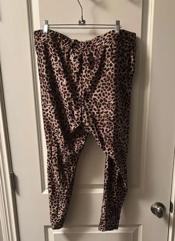 Torrid Leopard Print Leggings  - Image 3