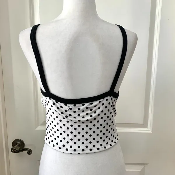 🌙 UO Rae Velvet Cropped Tank Top in White Polka Dot - Image 9
