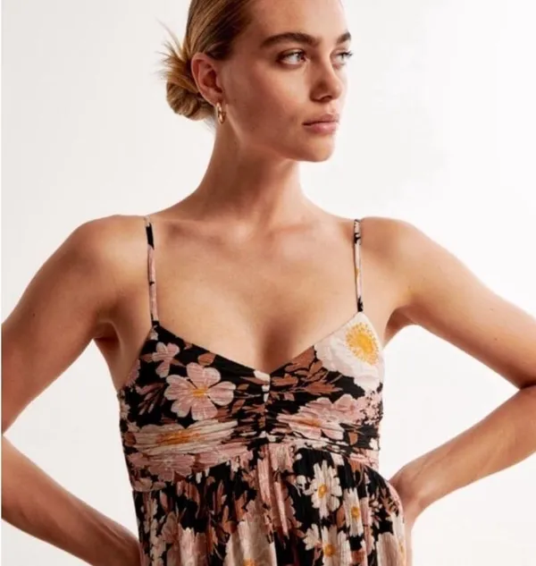 Abercrombie Crinkle Textured Ruched Maxi Dress - Image 2