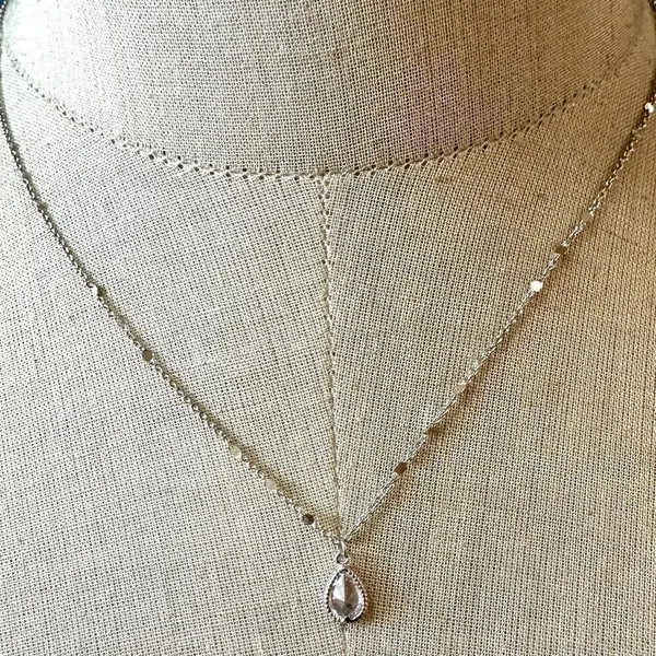 Silver tone dainty teardrop pendant necklace - Image 2
