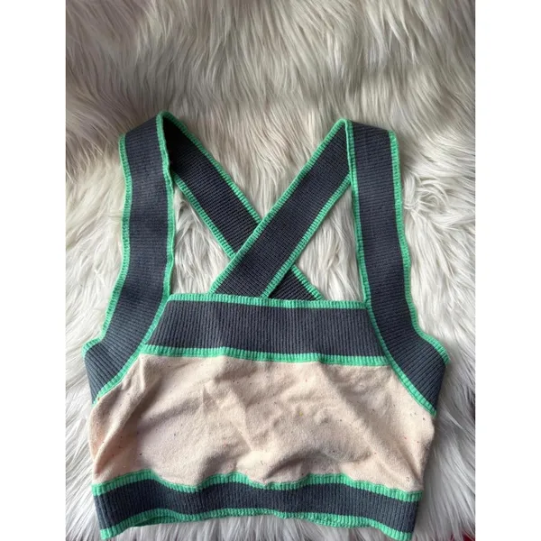 NWT Urban Outfitters Women's Knit Crop Top with Wide Straps Size Medium - Image 6