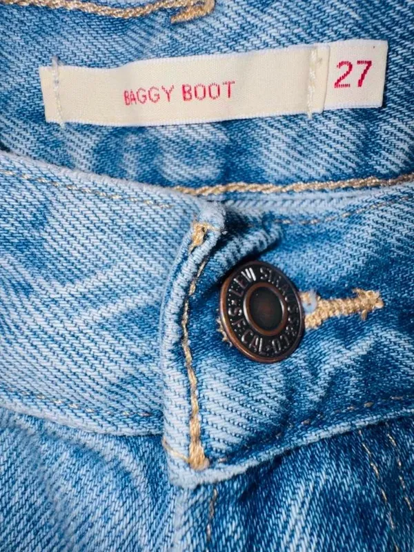 Levi’s Baggy Boot Jeans Distressed Light‎ Wash Y2K Skater Wide Leg 27 relaxed - Image 5