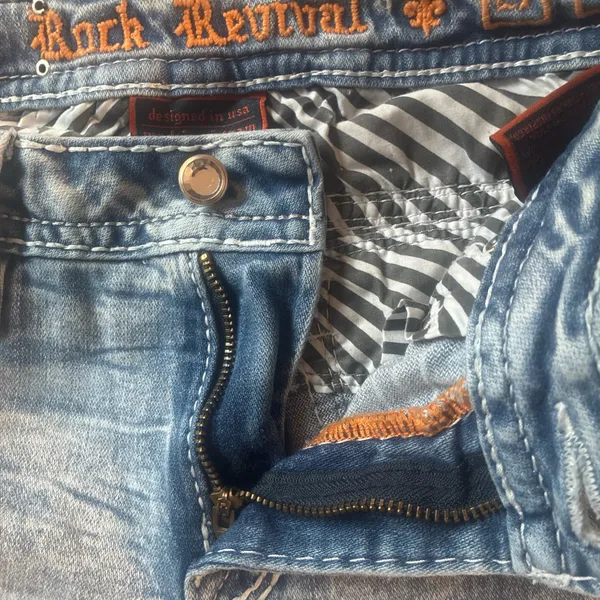 Rockin rival, distressed, and embroidered jeans - Image 6