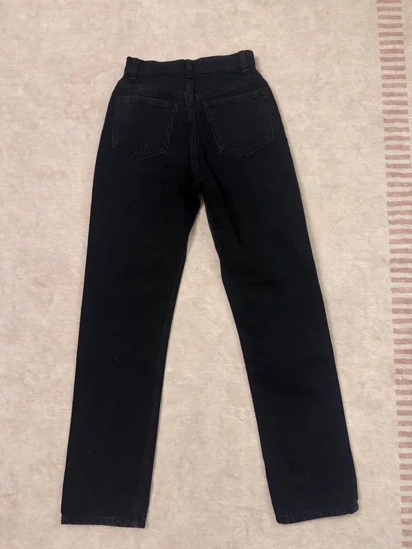 Reformation Cynthia High-Rise Straight Jeans - Image 5