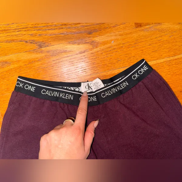 🌸Calvin Klein Deep Plum Lounge Shorts with Branded Waistband - Image 2