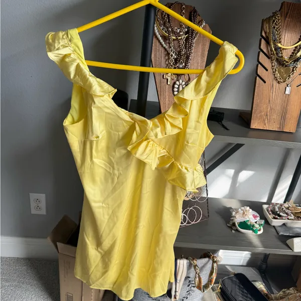 Finesse Soft Yellow Ruffle V-Neck Mini Dress - Image 4