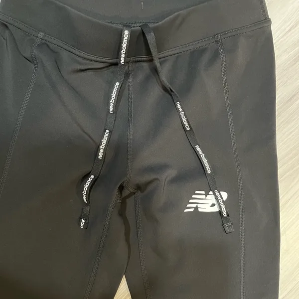 Set‎ NWOT New Balance womens Black and Green Active Leggings - Image 6