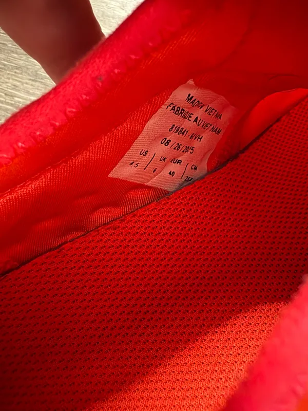 NWOT Nike Women's Juvenate "Atomic Pink/Bright Crimson" sneakers. Size 8.5 - Image 3