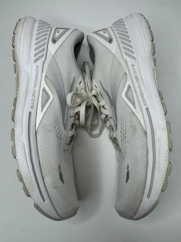Brooks Adrenaline GTS 23 Women's Size 9.5B - Image 6